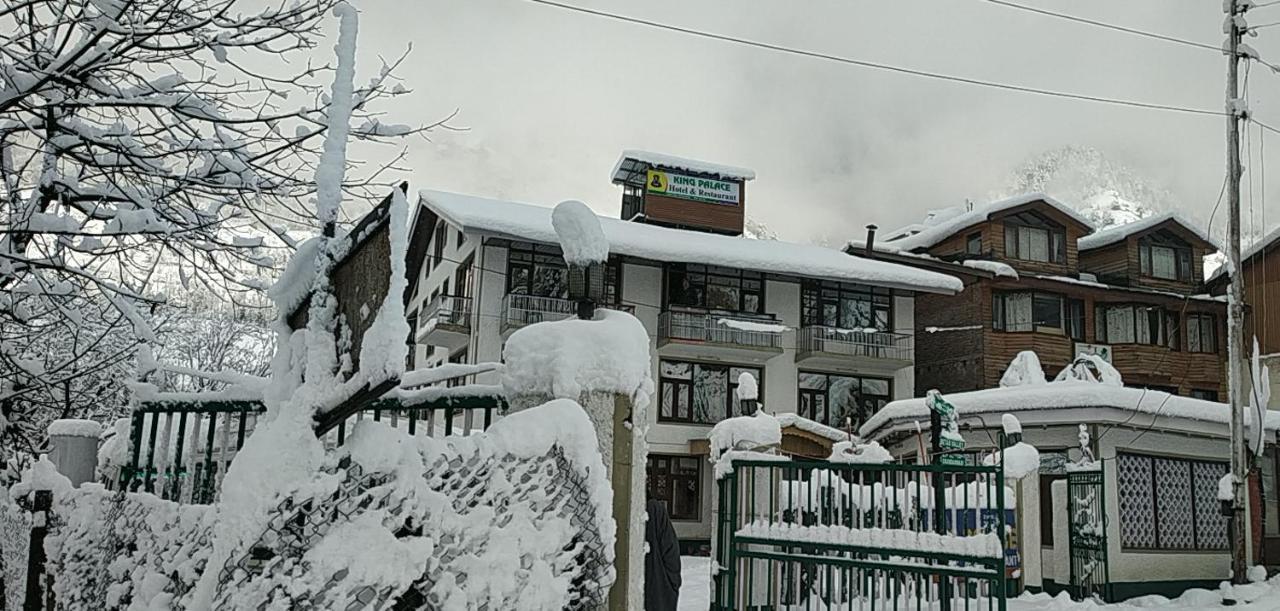 Hotel King Palace Pahalgam Exterior photo